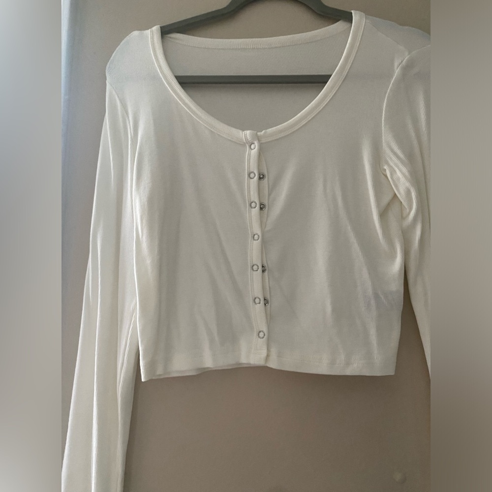 Dazy, Size Xl, All White Button Up Long Sleeve - image 2